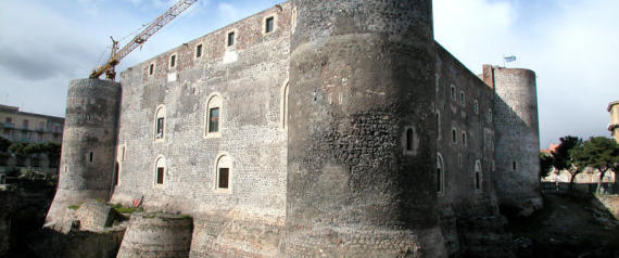 CASTELLO URSINO